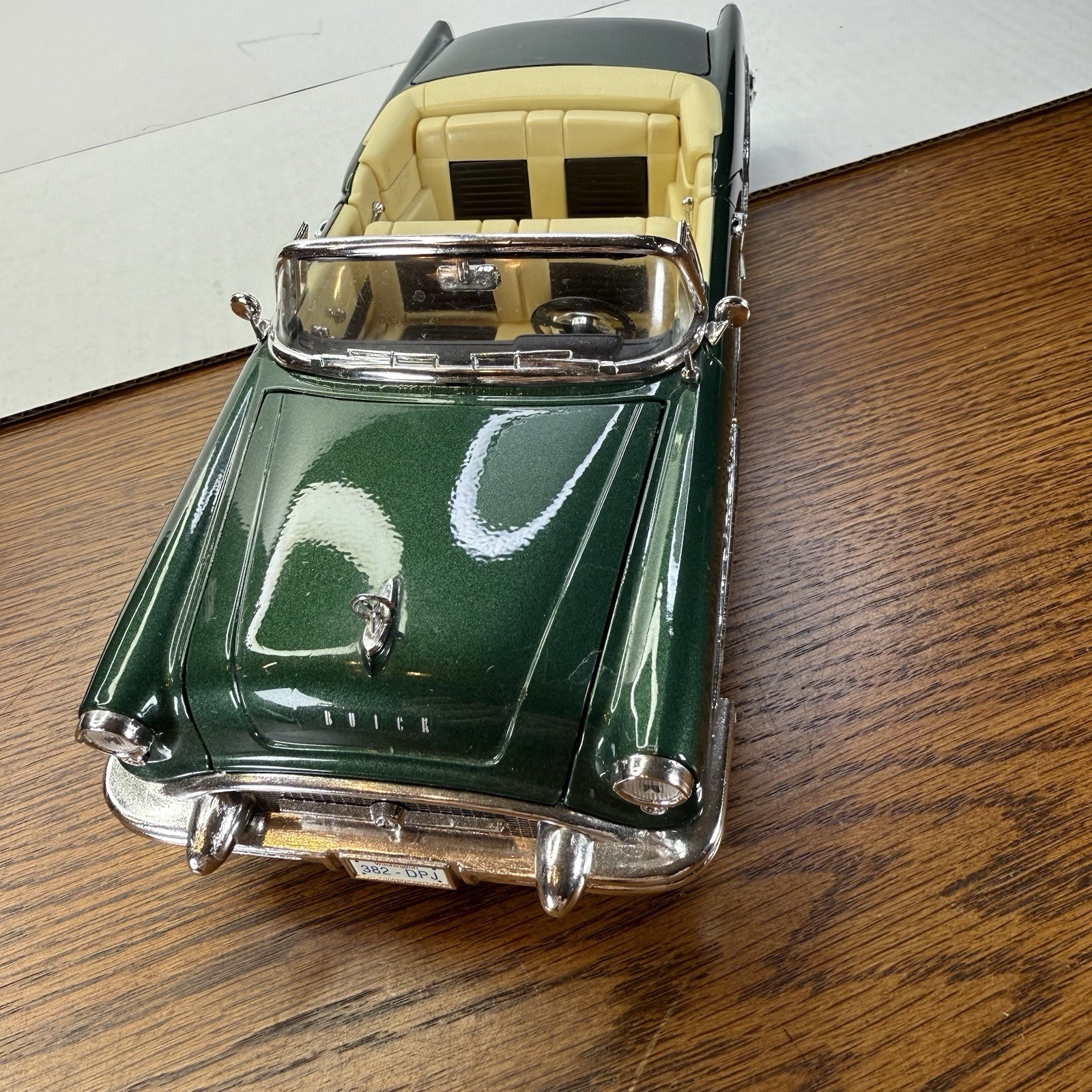 Mira Golden Line 6186 1955 Buick Century 1:18