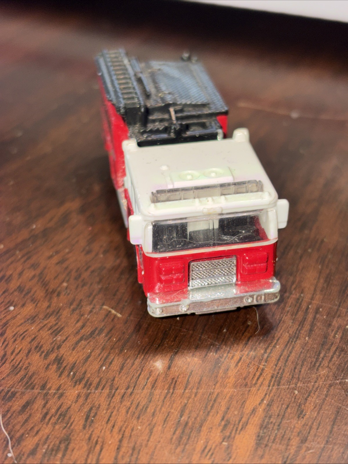 Matchbox: Pierce Dash Fire Engine. Red. MBX FIRE DEPT. . . B143