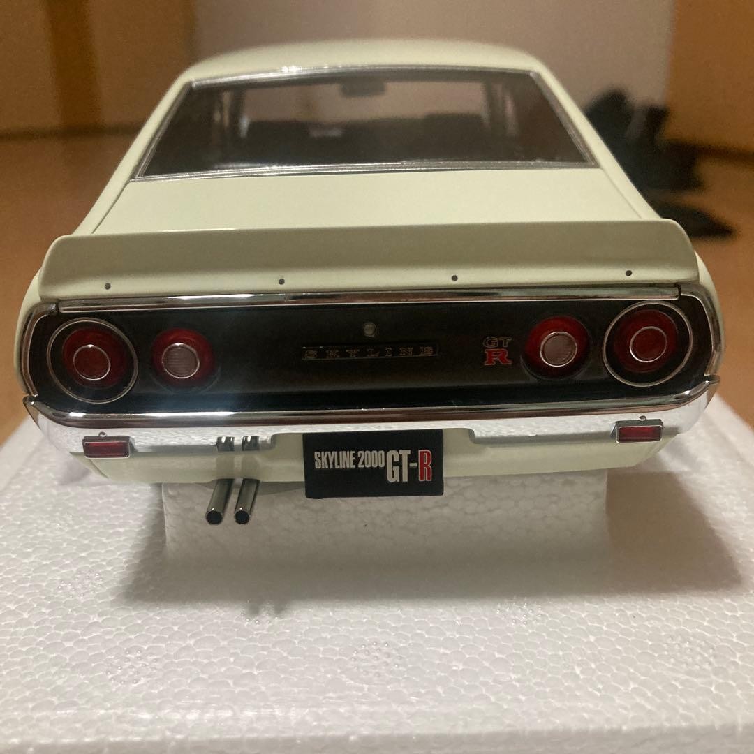 AUTOart 1/18 2000 SKYLINE GT-R Model Car Collectible 13+ Used