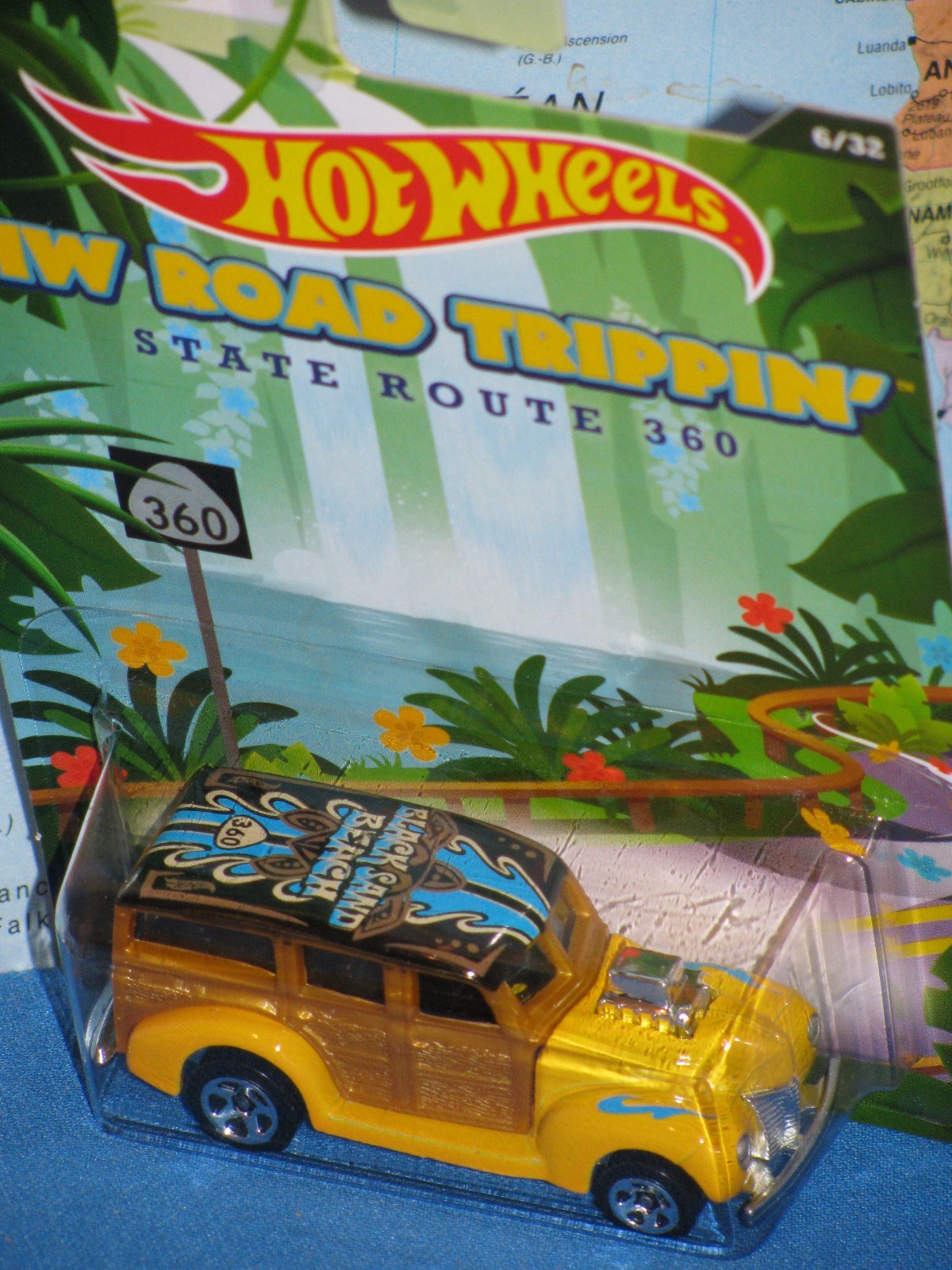 HOT WHEELS 1940s WOODIE #6/32 HW ROAD TRIPPIN STATE ROUTE 360 *BRAND NEW & RARE*