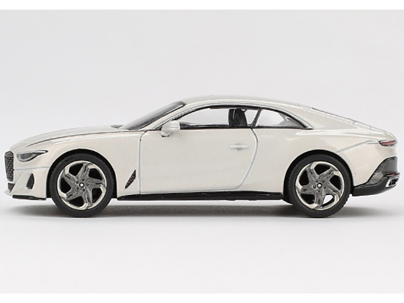 BENTLEY BATUR BONNEVILLE PEARL WHITE 1/64 DIECAST MODEL CAR BY MINI GT MGT00969