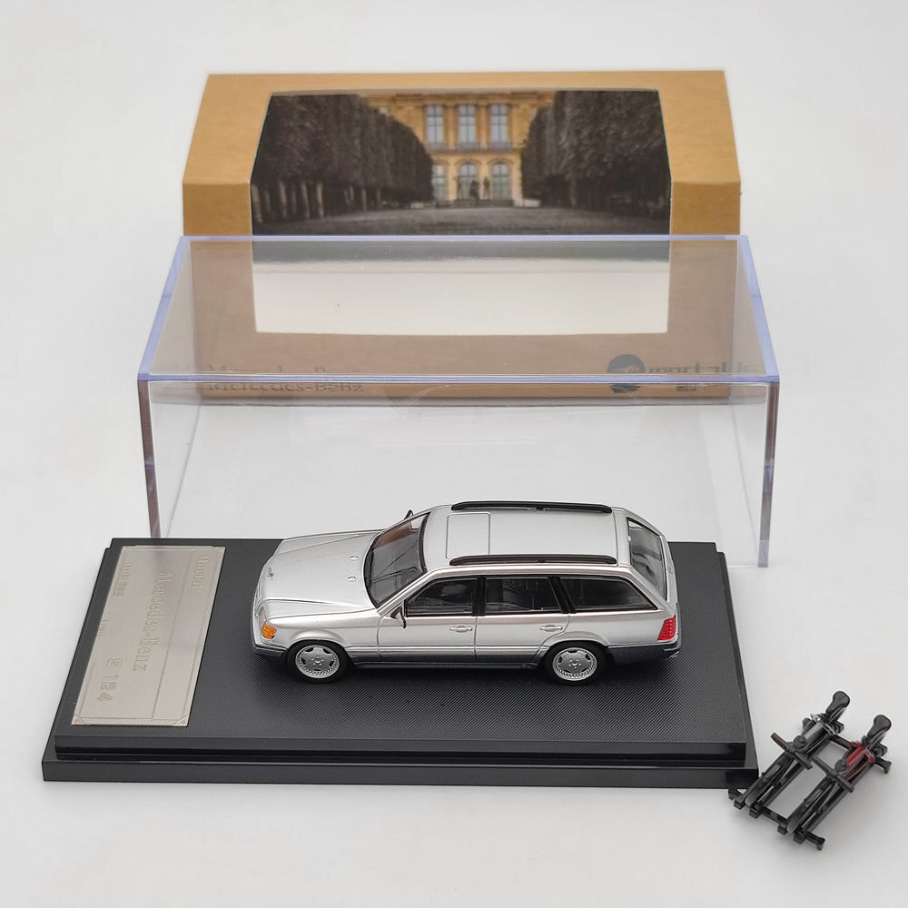 1/64 Mortal Mercedes-Benz S124 Travel Edition Diecast Toy Models Collection Gift