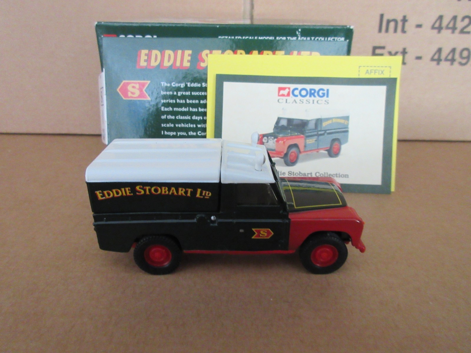 CORGI 1:43 LAND ROVER – EDDIE STOBART LIMITED 07402 EDDIE STOBART COLLECTABLES