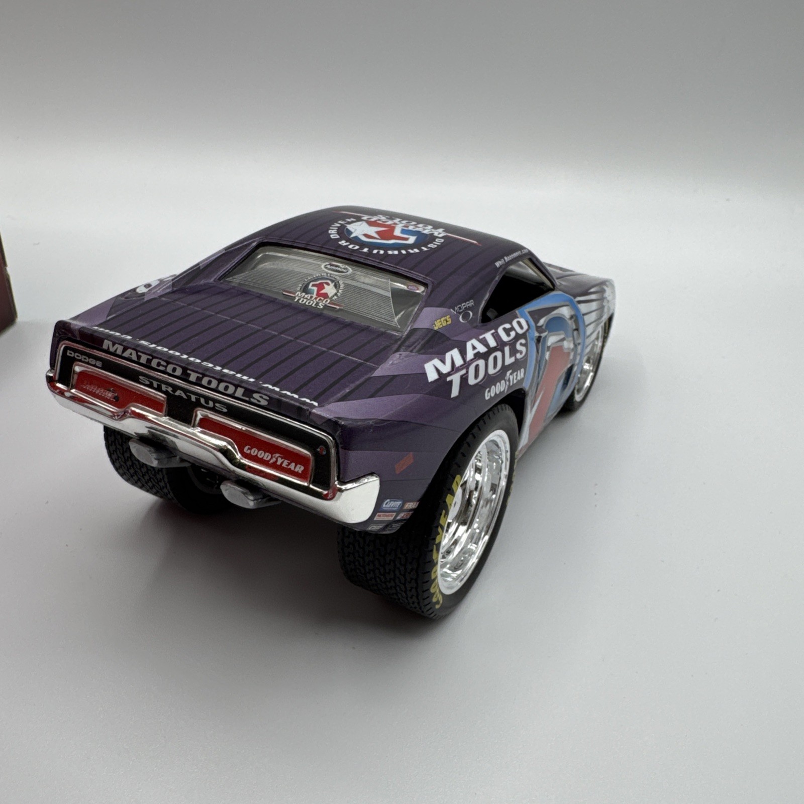 2005 Matco Tools Whit Bazemore 1969 Die Cast Styalized Dodge Charger w / COA