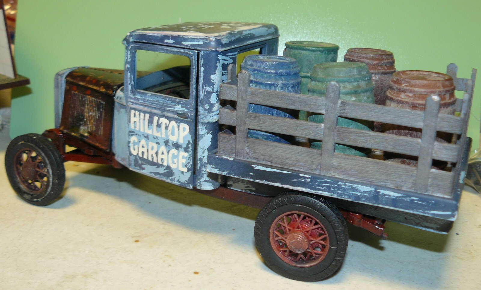 1/18 (IBWB) 1934 Ford stake bed , rusted barn find , rat rod
