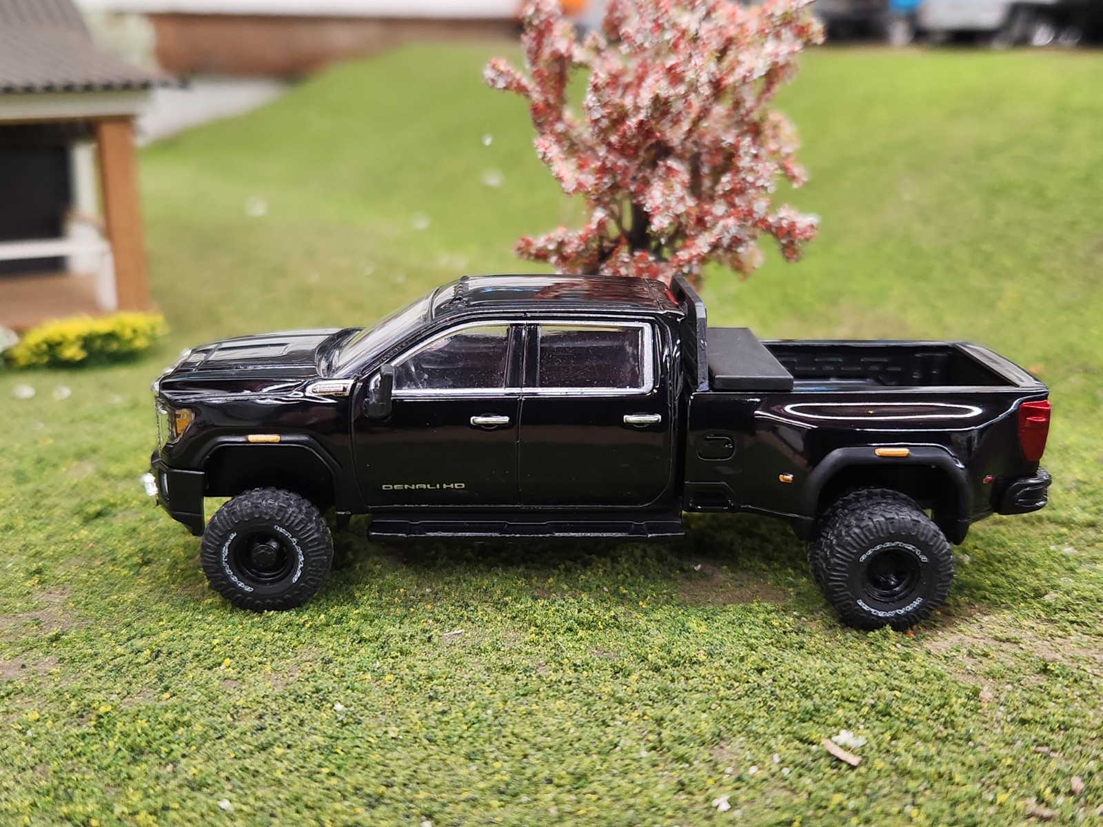 2023 GMC 3500 Denali Dually Greenlight ( Custom Built )