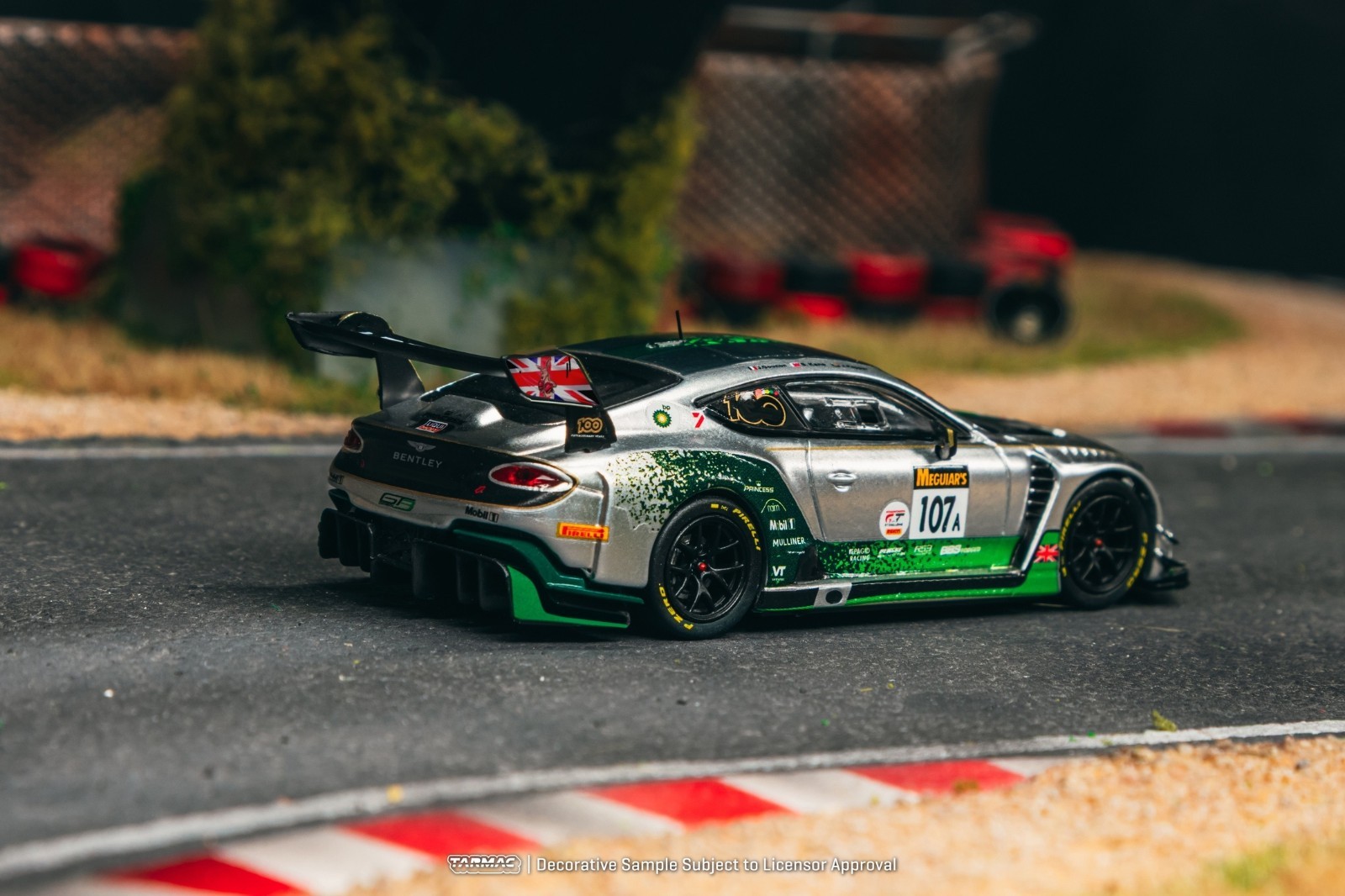 Tarmac Works 1:64 Bentley Continental GT3, Bathurst 12 Hour 2019