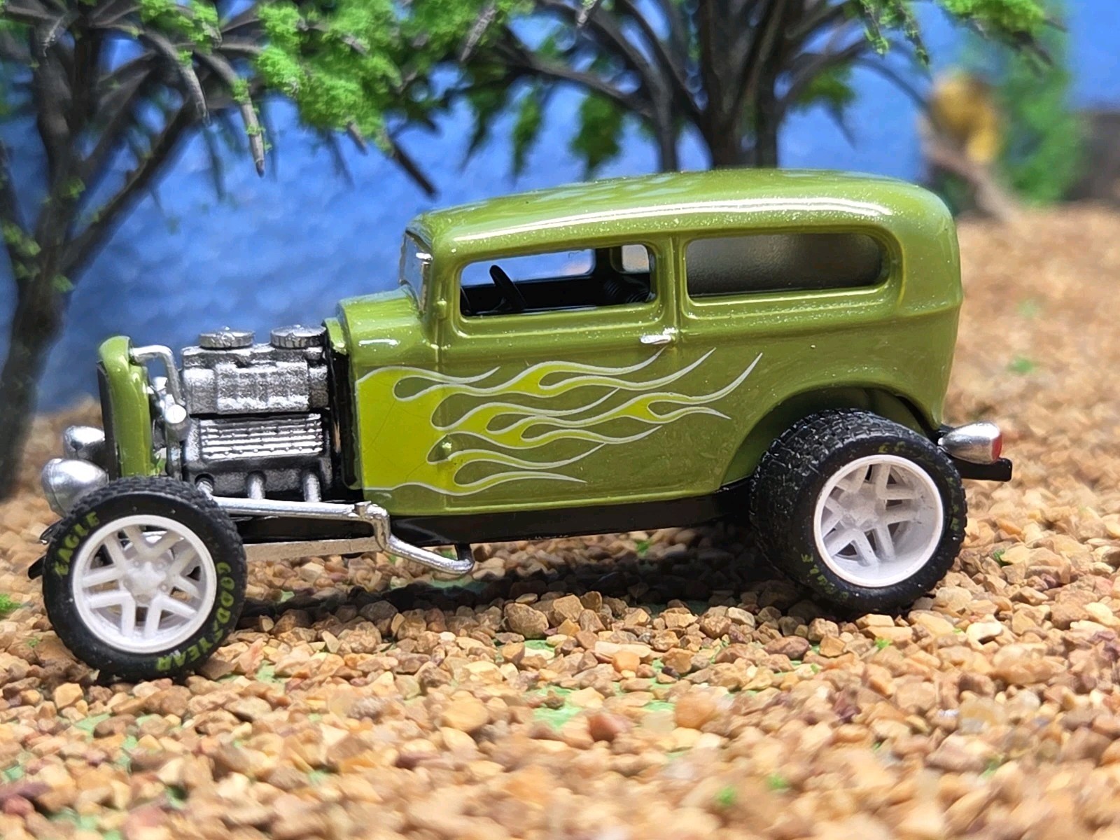 Custom 1:64 street Rat Rod lowered hot FORD chopped panel paddy wagon HotWheels