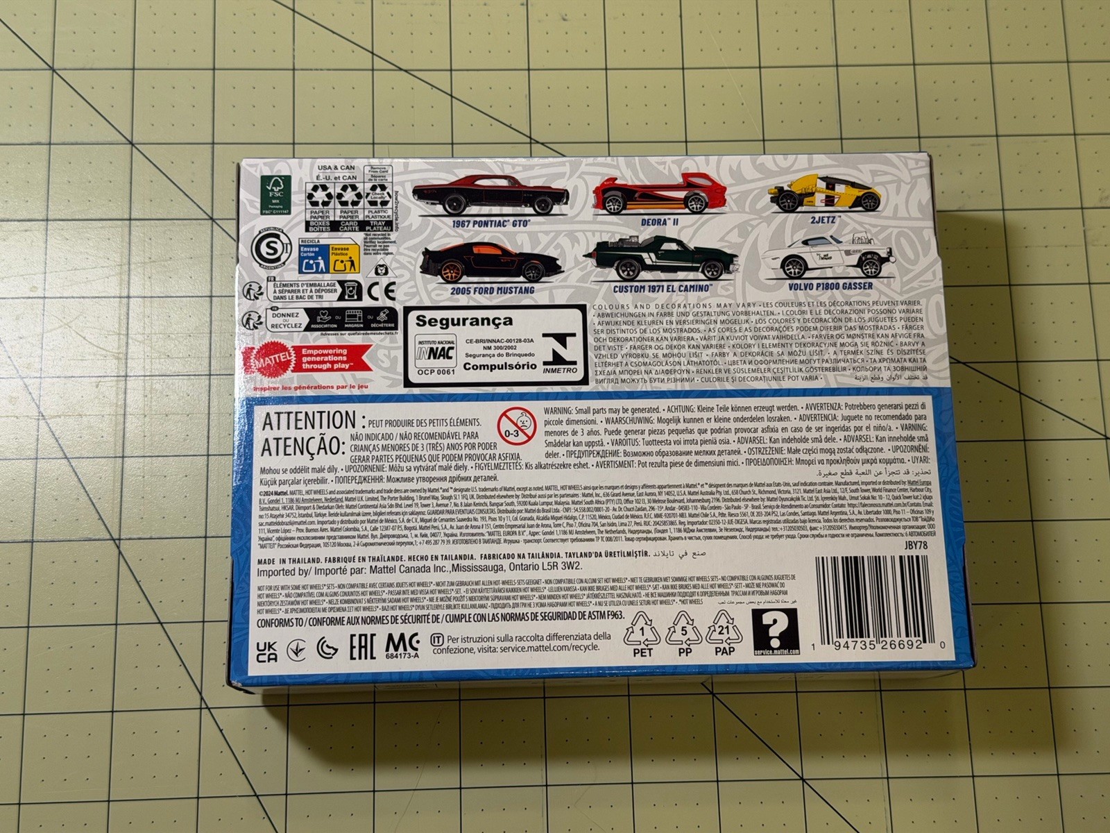 Hot Wheels Silver Series: LEGENDS TOUR – Garage of Legends 6 Die-Cast Vehicles
