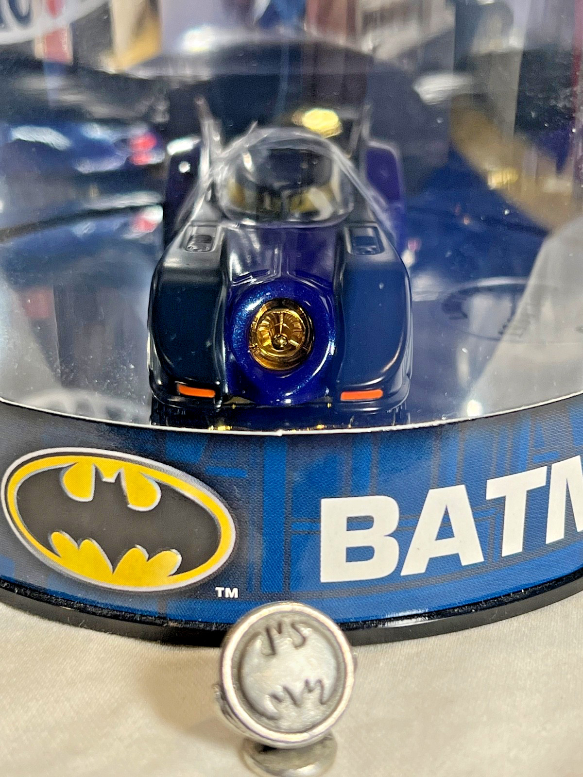 RARE – 2004 Hot Wheels Batmobile Series Oil Can 1 of 3 Limited Edition 1065/4000
