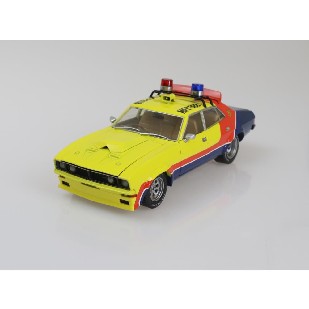 1:24 Mad Max — Yellow Interceptor — Ford XB Falcon — DDA Collectibles
