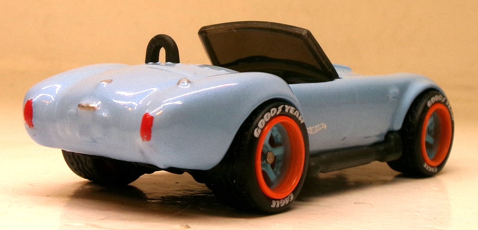 LOOSE 2026 HOT WHEELS 1:64 BLUE SHELBY COBRA 427 S/C WHEEL SWAP REAL RIDERS