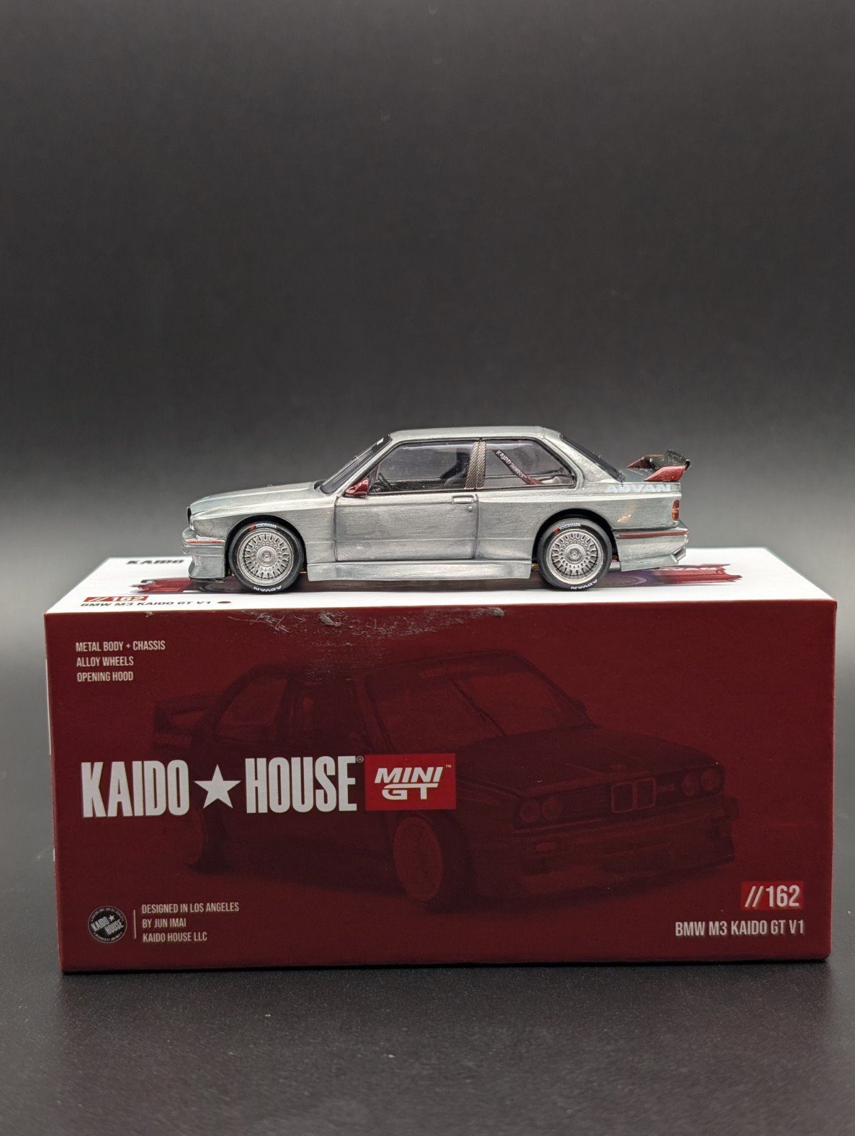 CHASE! Kaido House Mini GT KHMG162 BMW M3 (E30) Kaido GT V1