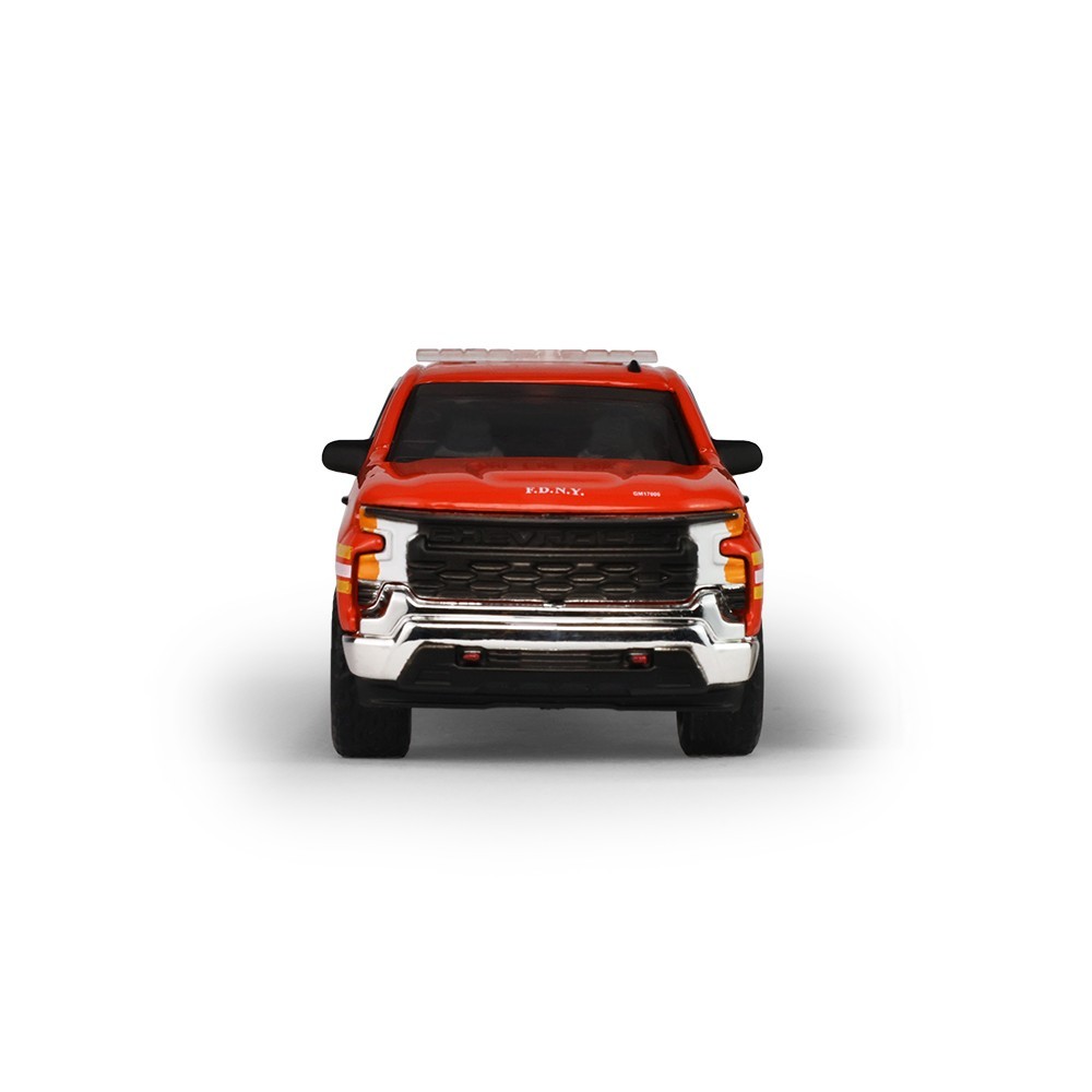 2023 Chevrolet Silverado – FDNY Diecast 1:64 Scale Model – Greenlight 67070E