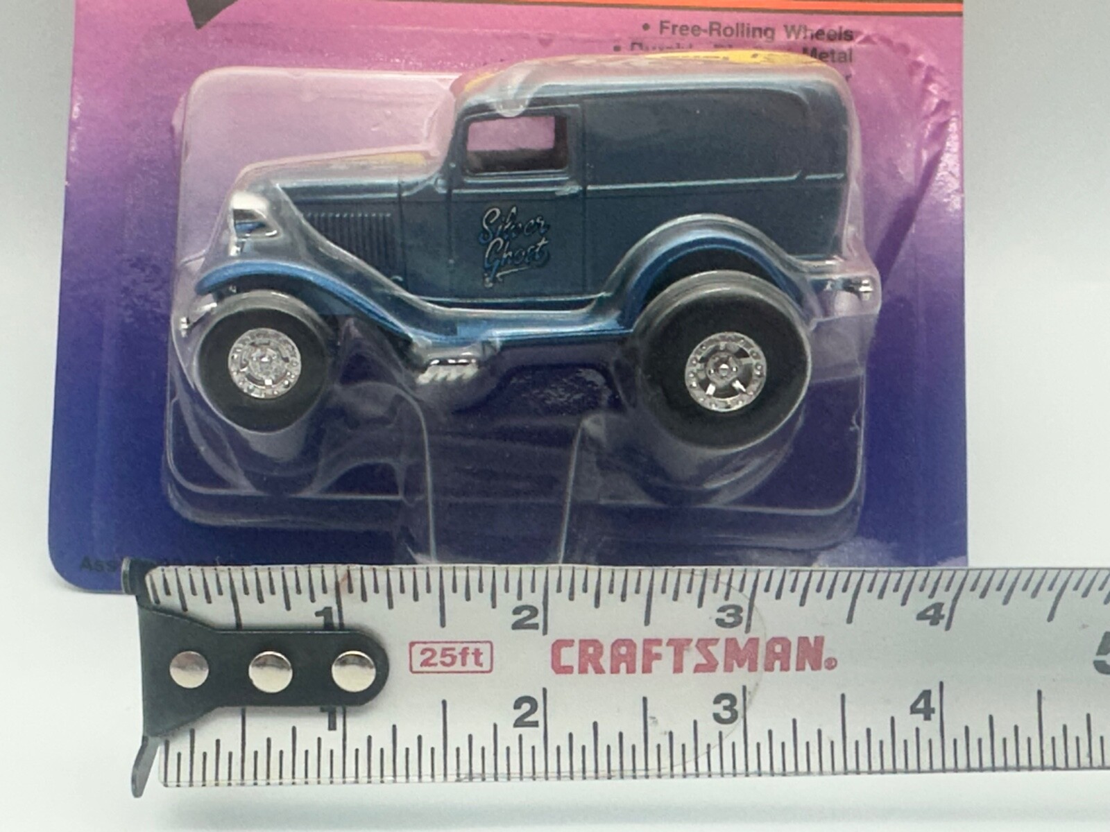 Ertl Hot Roddin’ 1932 Ford Panel Truck, Blue, 3.5 inches, New in Box