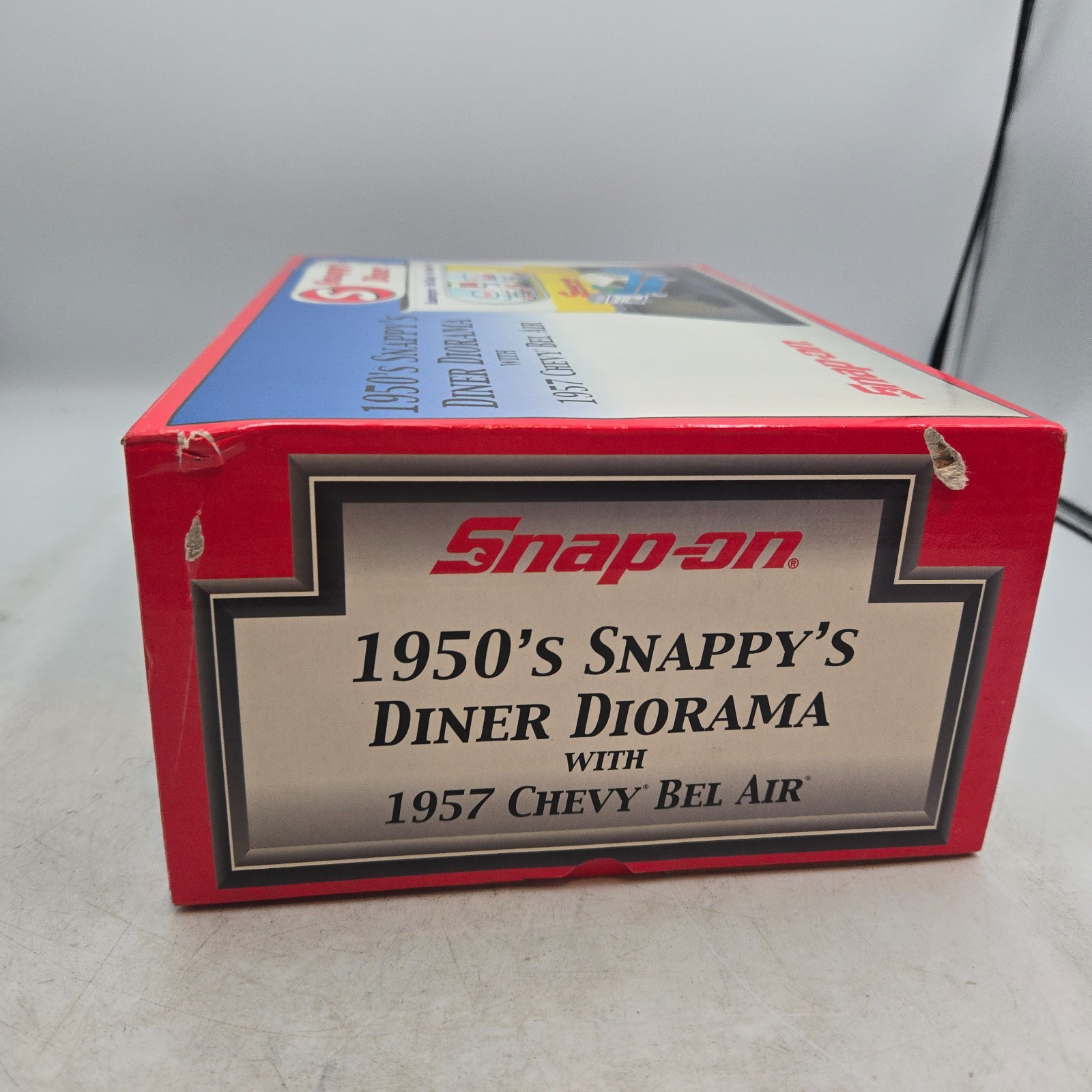 SNAP ON TOOLS RARE Snap-on 1950s Snappy’s Diner Diorama 1957 Chevy – READ DESC