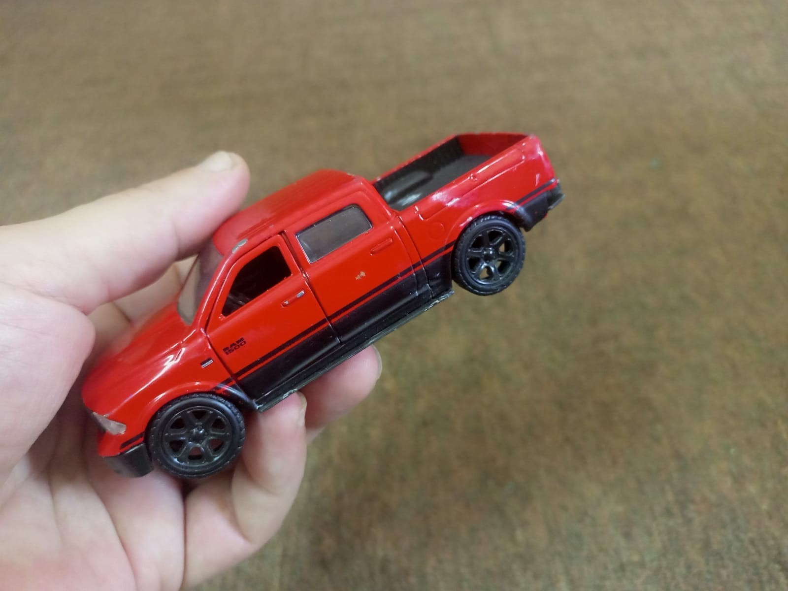 Kinsmart Dodge Ram 1500 Red Diecast Truck 1:46 Scale