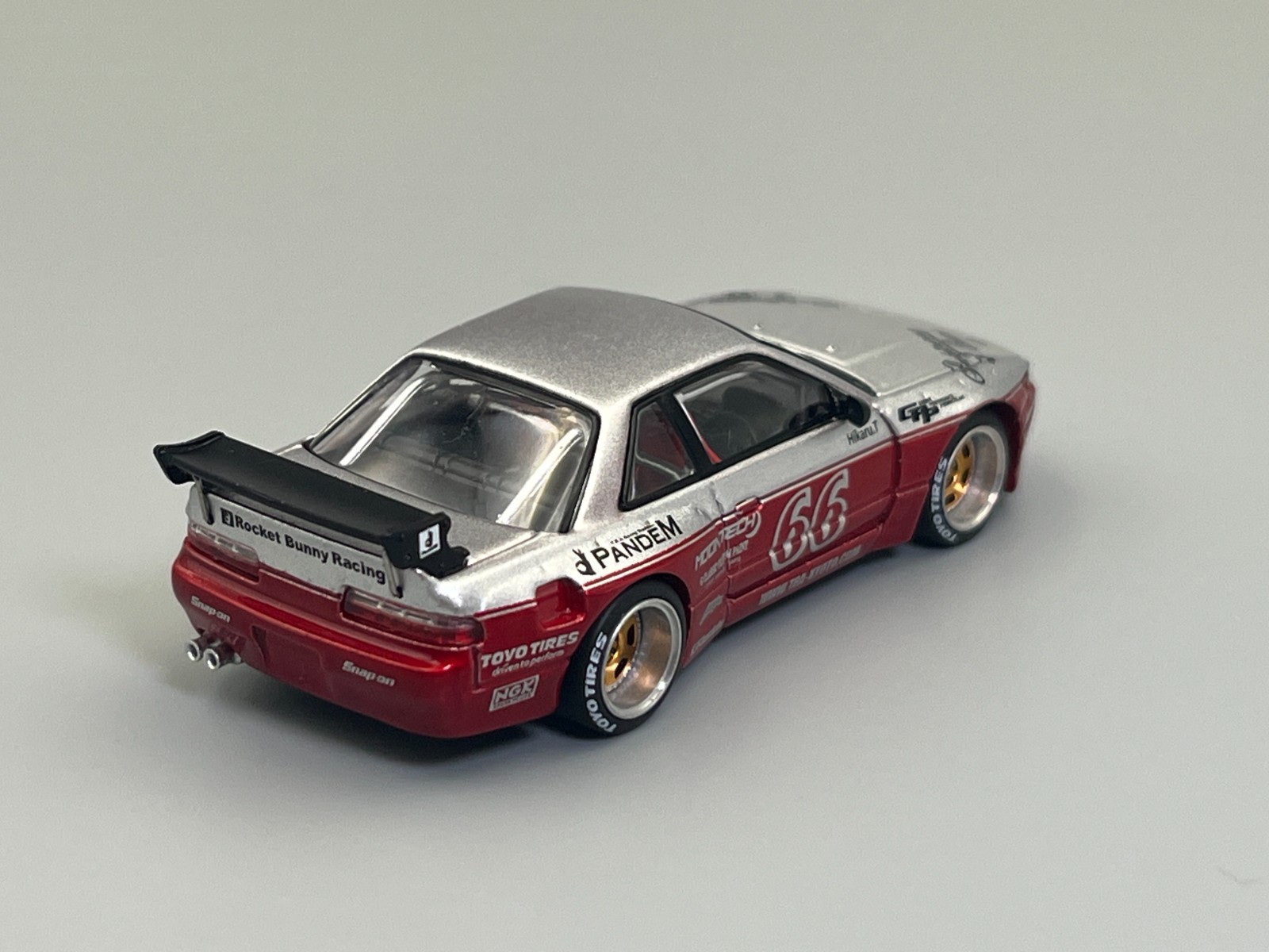Nissan 240SX S13 Coupe Pandem Silvia Widebody Poprace 1/64 scale openable hood