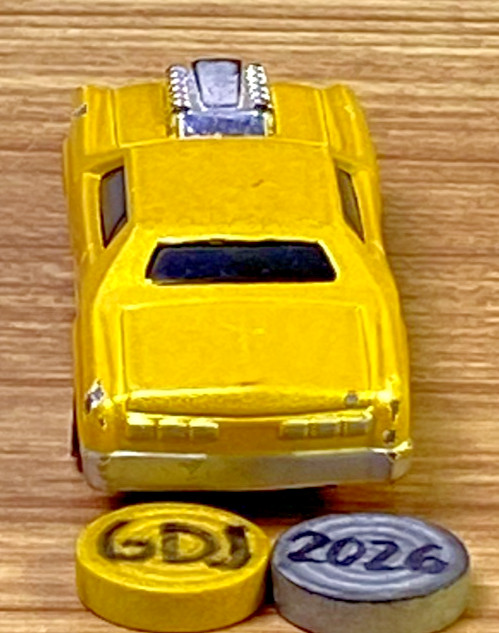 Maisto Collection of 3 Blue and Yellow Rosewoods, Ford Mustang GT -GDJ-P-1033