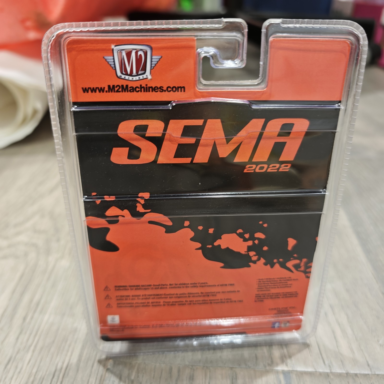 M2 Machines 2022 SEMA Exclusive 1960 Volkswagen Type 2 Pickup FL10 400 CHASE PCS