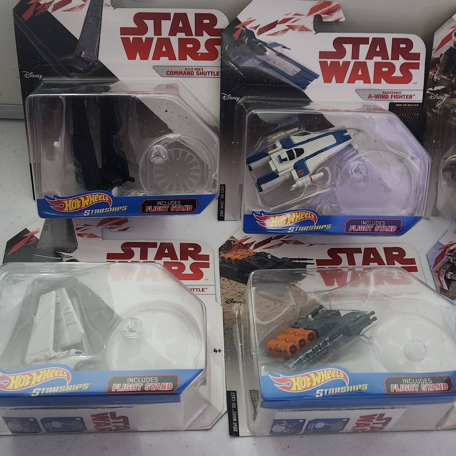 Hot Wheels Star Wars ~ Starships w/ Flight Stand ~ Set of ~ NIP