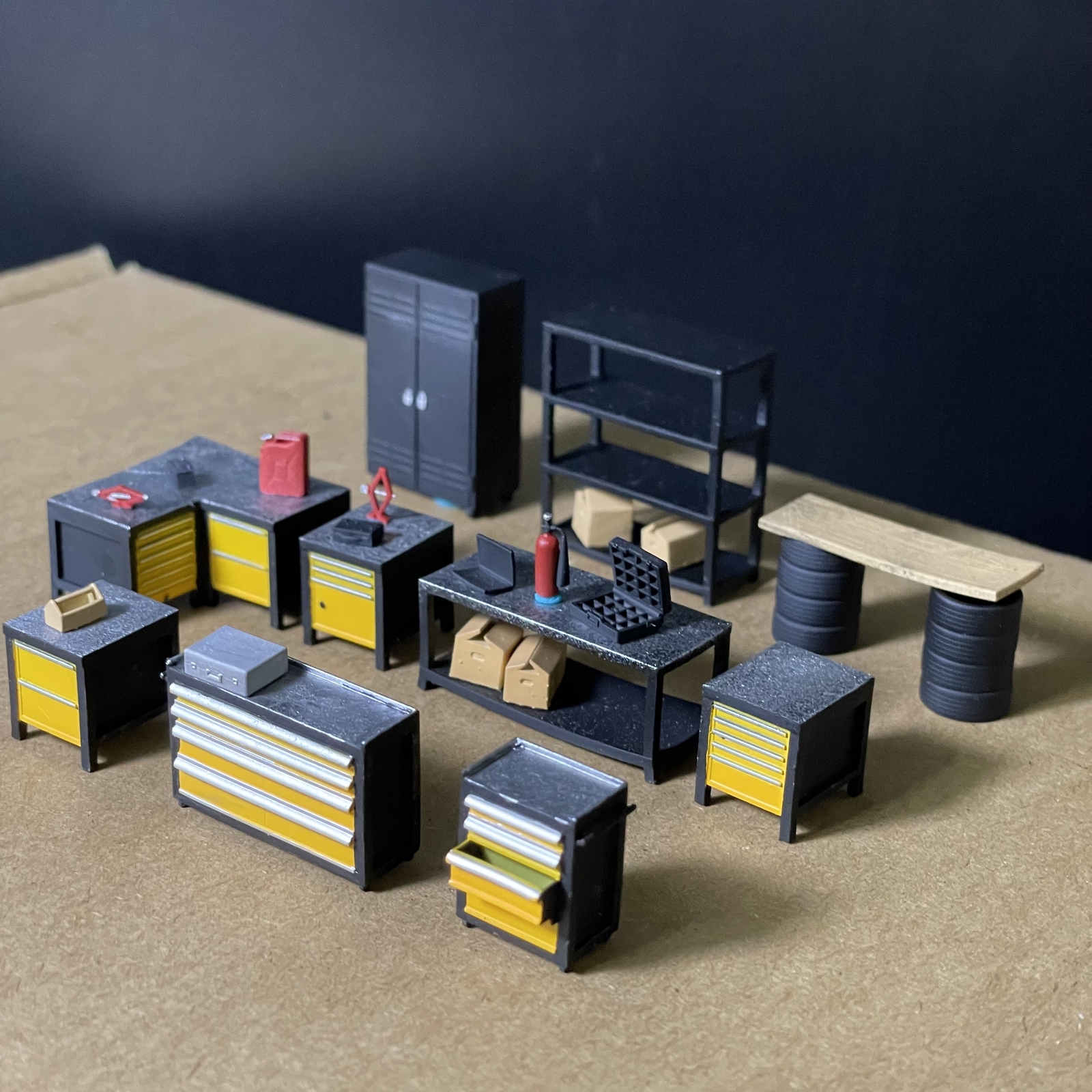 Diorama 1/64 Diecast Car Garage Model Set Repair Workshop Display Accessory Prop