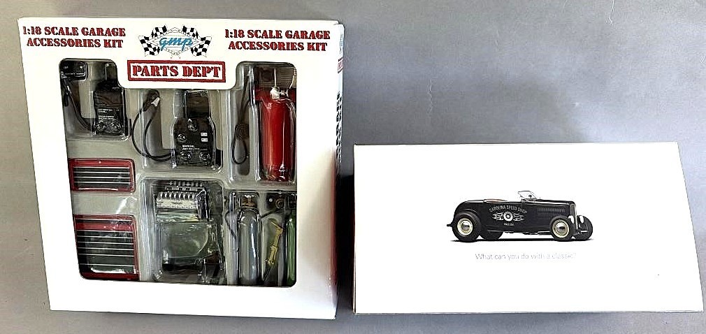 GMP 1:18 scale Garage Accessories Kit Parts Dept & 1932 Ford 3D Pop Up Model Lot