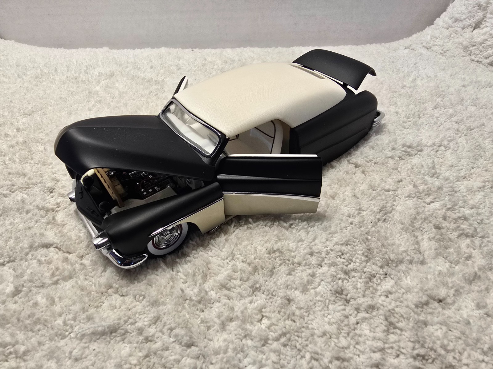 Danbury Mint RARE 1951 Mercury Custom 2 Door Coupe Matte Black White Top 1:24