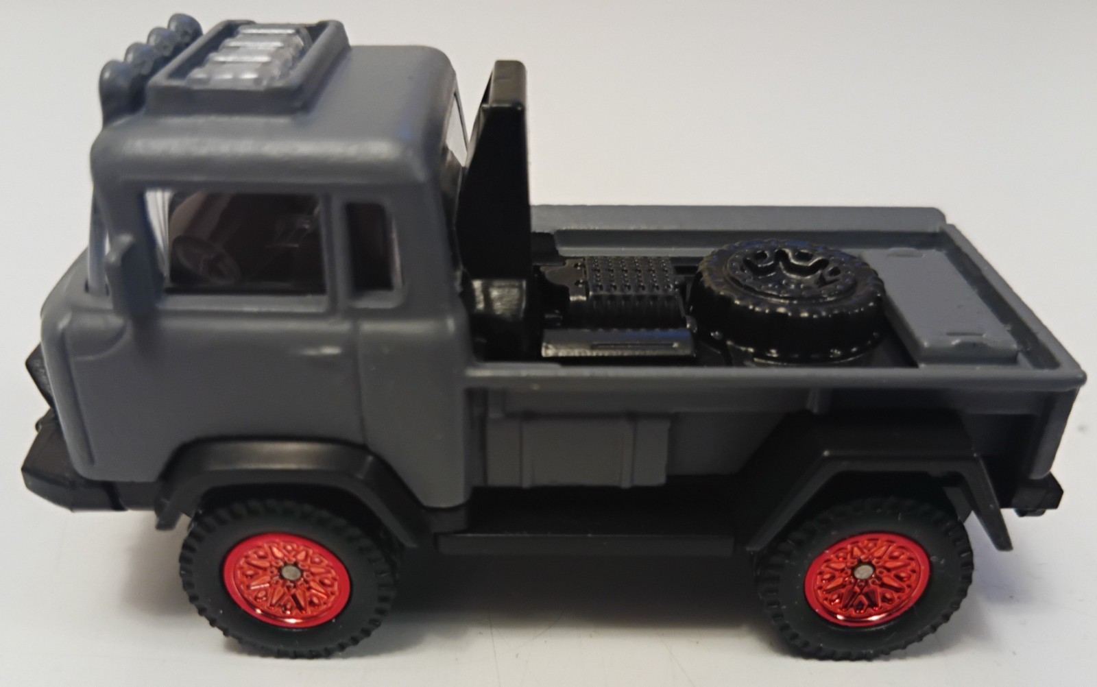 Hot Wheels: ’57 Jeep FC (Gone in Sixty Seconds Series 3-Yukino)