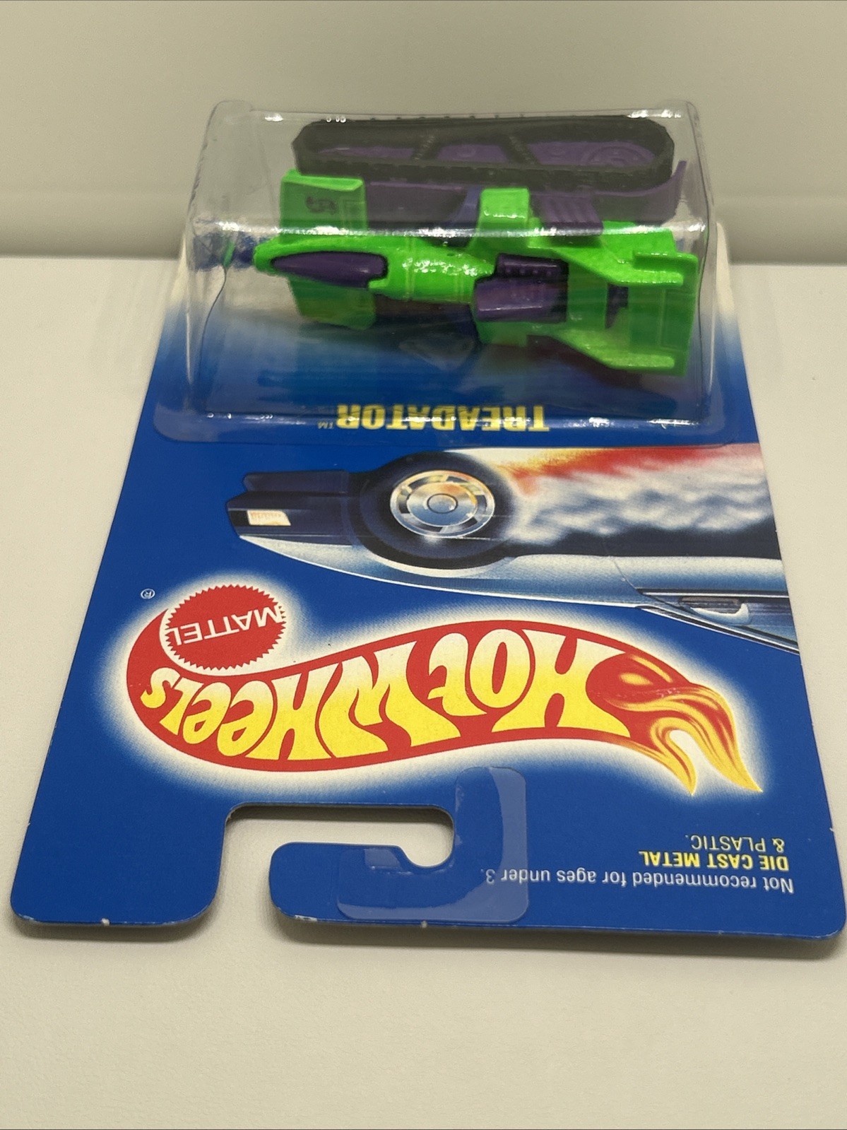 Hot Wheels Vintage Neon Green 1991 Treadator War Military Tank #205 NOS Sealed