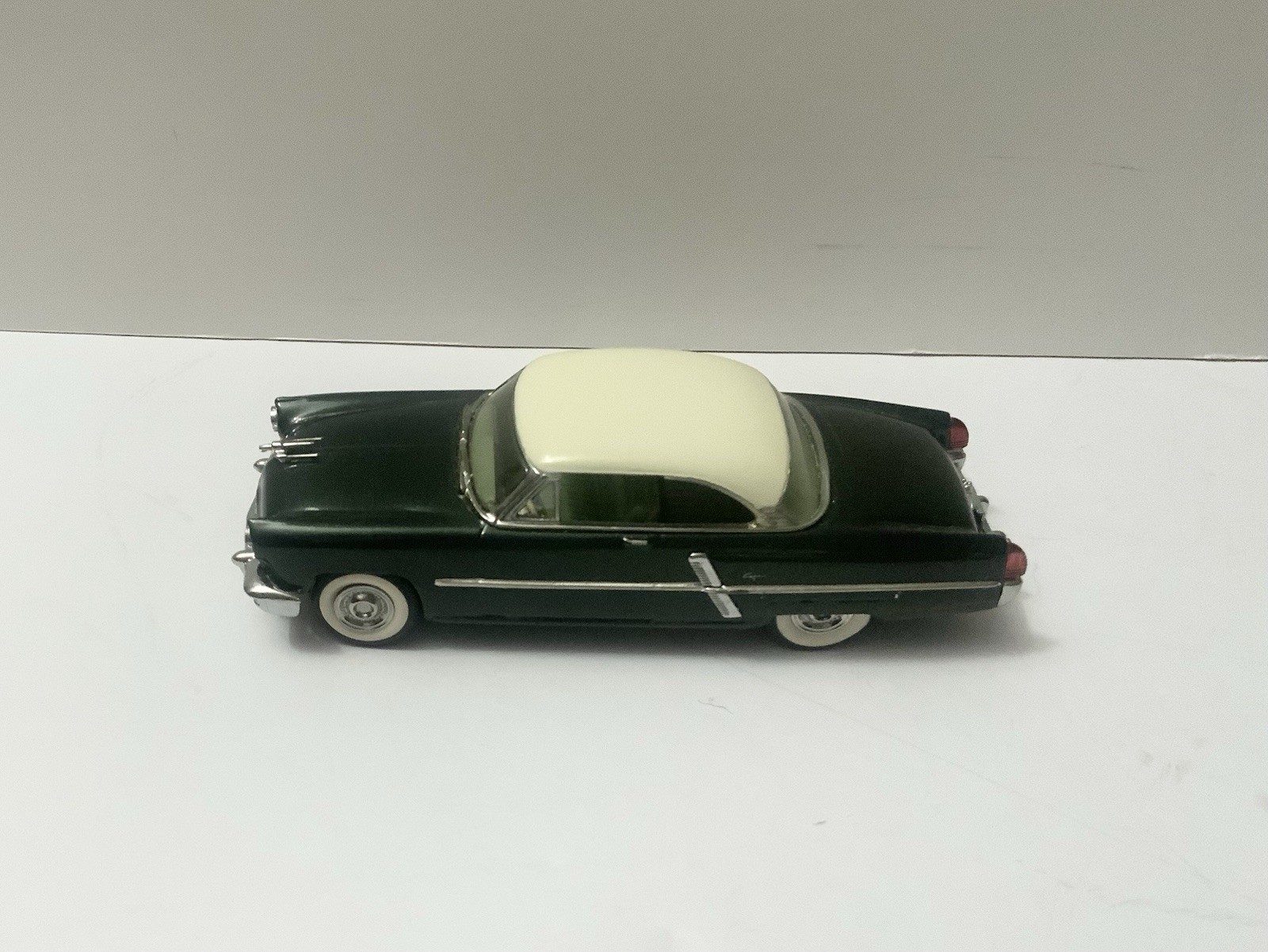 1/43 1953 Lincoln Capri hardtop metal Precision Miniatures