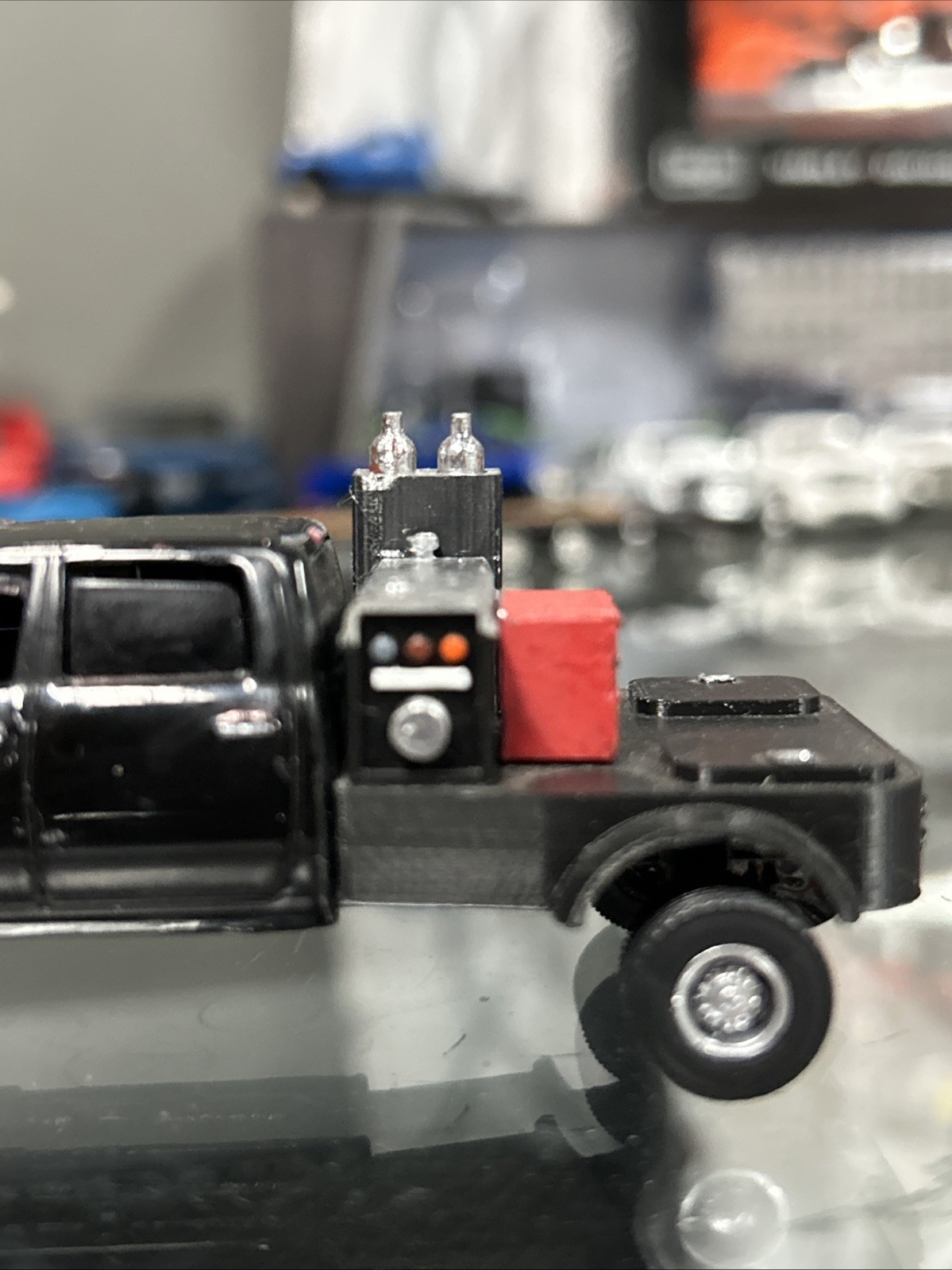 custom greenlight 1/64 trucks