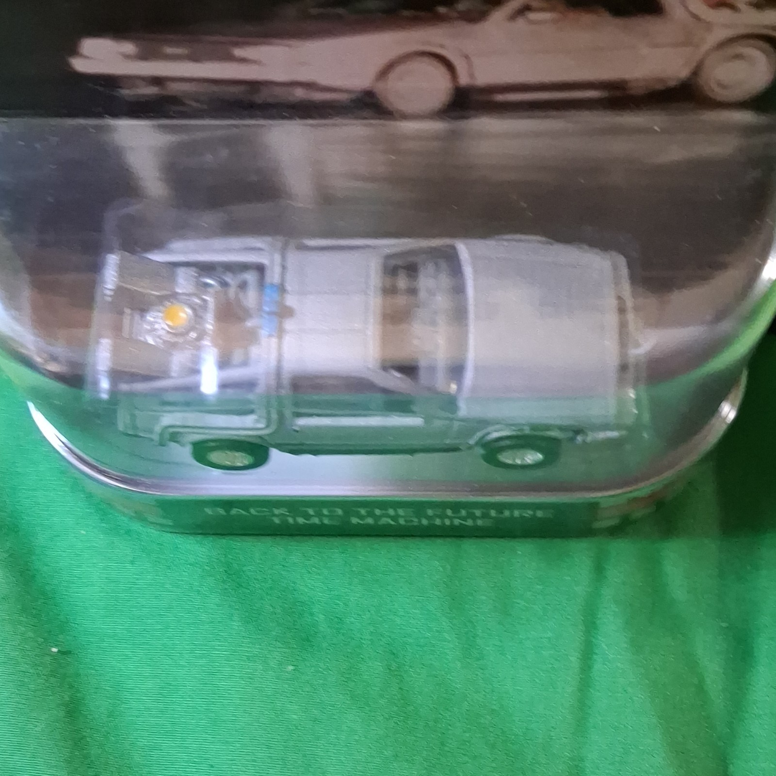 Hot Wheels Back to the Future DeLorean DMC-12 1:64 2012, 2014 Set 3 Unopened