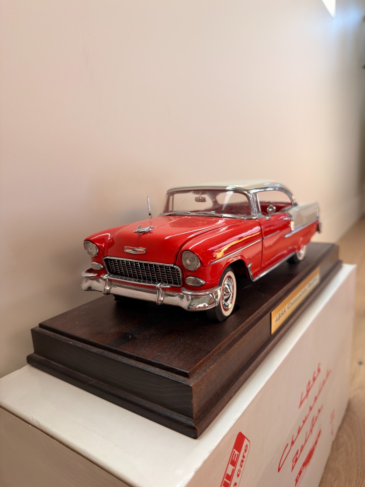 Danbury Mint 1955 Chevrolet Bel Air 1:16 Diecast Model – Original Box & Papers
