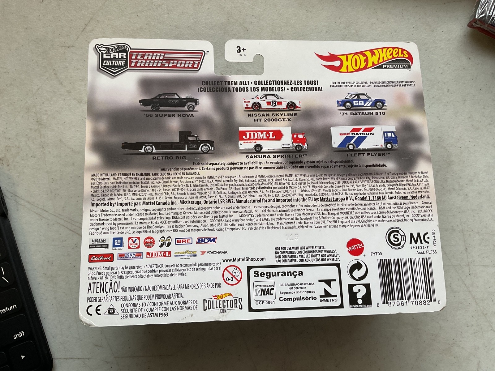 2018 HOT WHEELS TEAM TRANSPORT ‘66 SUPER NOVA RETRO RIG 1/64 SCALE SEALED