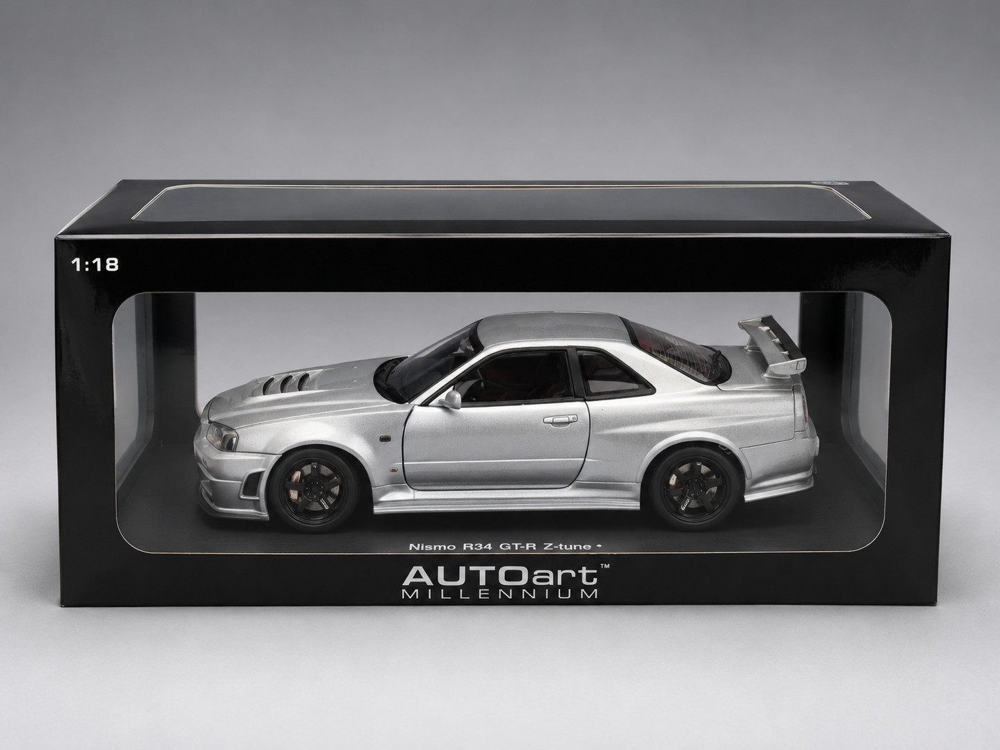 AUTOart 1/18 Nissan Skyline GT-R R34 Nismo Z-Tune Silver 77352 Original version