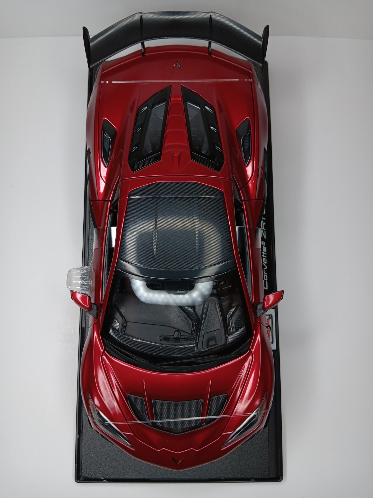 Corvette ZR1 Coupe 1:18 Maisto Exclusive Style Special Edition – Red