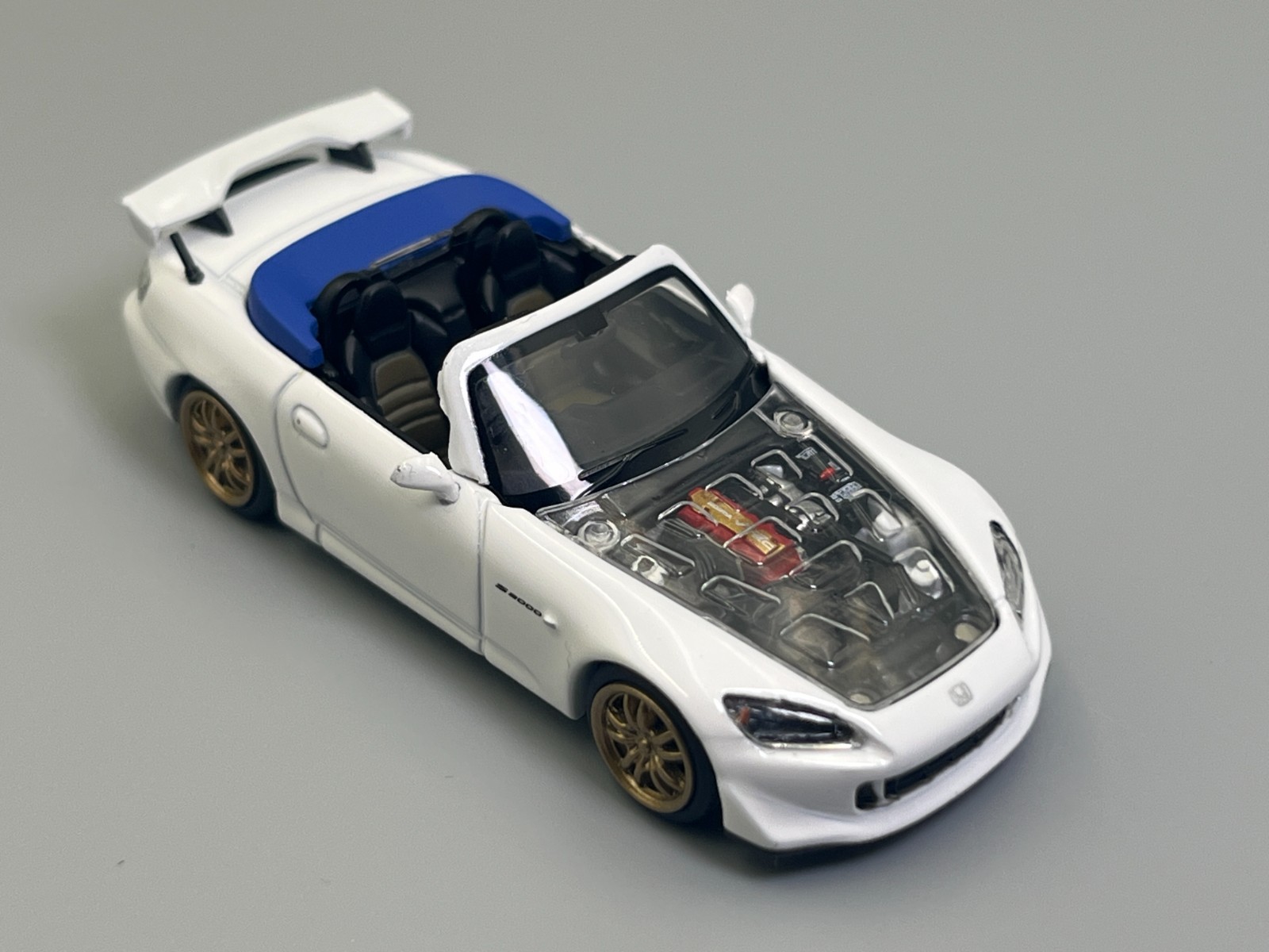 Honda S2000 Type S AP2 White Hardtop Convertible Kit MotorHelix 1/64 scale