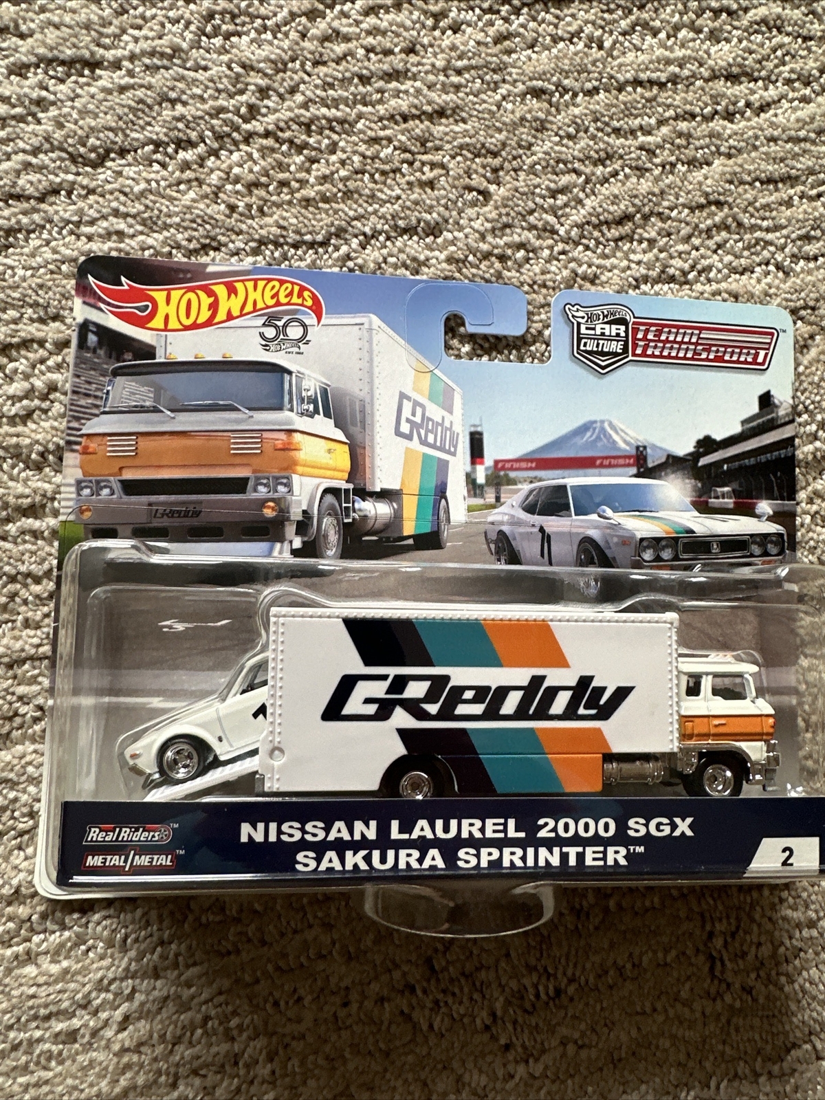 Hot Wheels Team Transport NISSAN LAUREL 2000 SGX Sakura Sprinter # 2 NEW