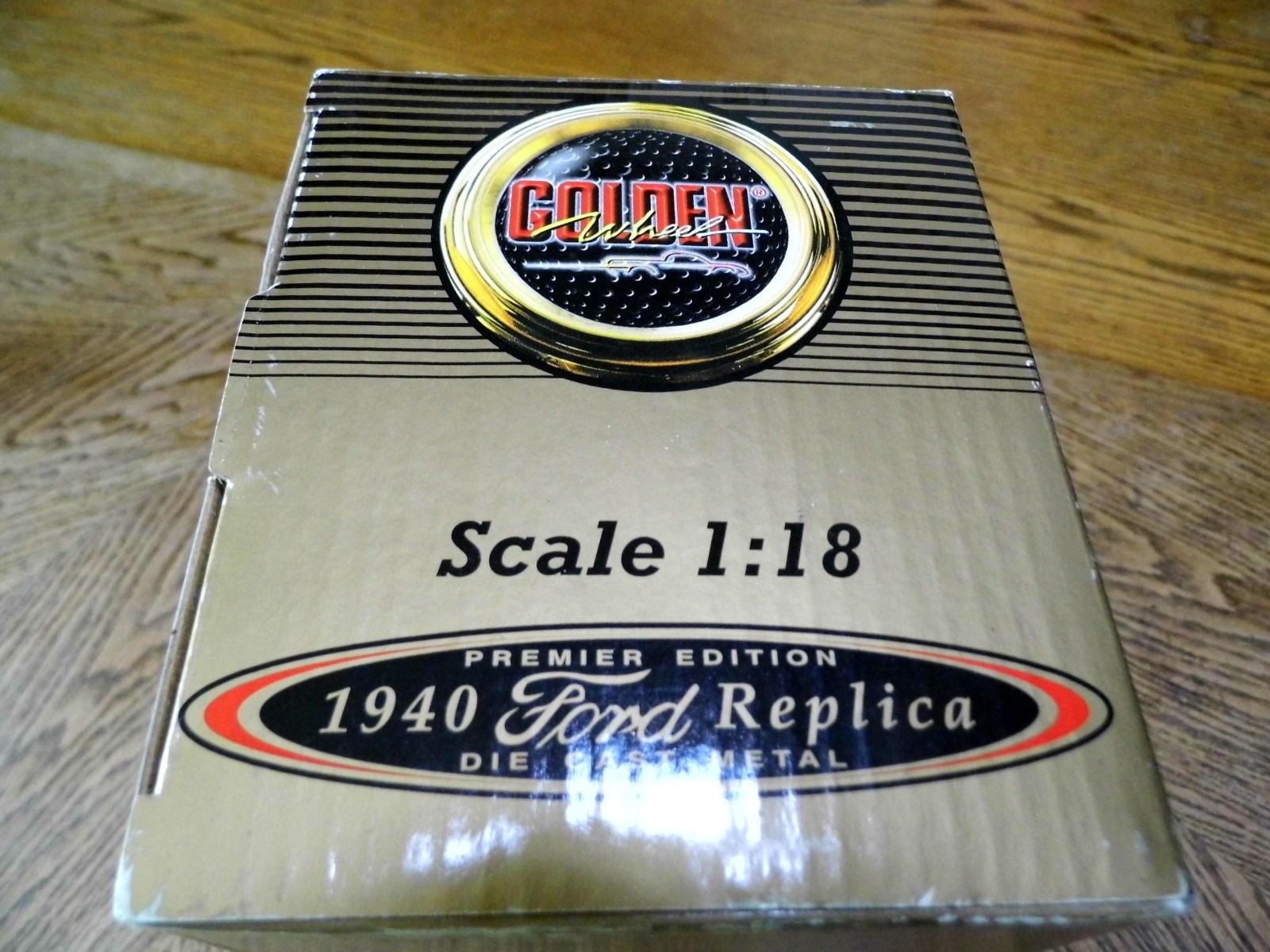 Golden Wheel 1940 Ford Pepsi Cola Delivery Diecast Truck 1:18 Scale
