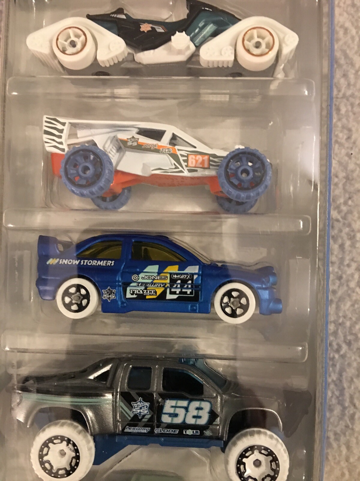 Hot Wheels Five Pack Snowstormers 2017 NEW UNOPENED PACKAGE B207