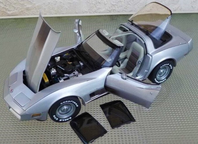 Corvette Chevrolet StingRay Race Car Chevy Classic Hot Rod Metal Promo Model1980