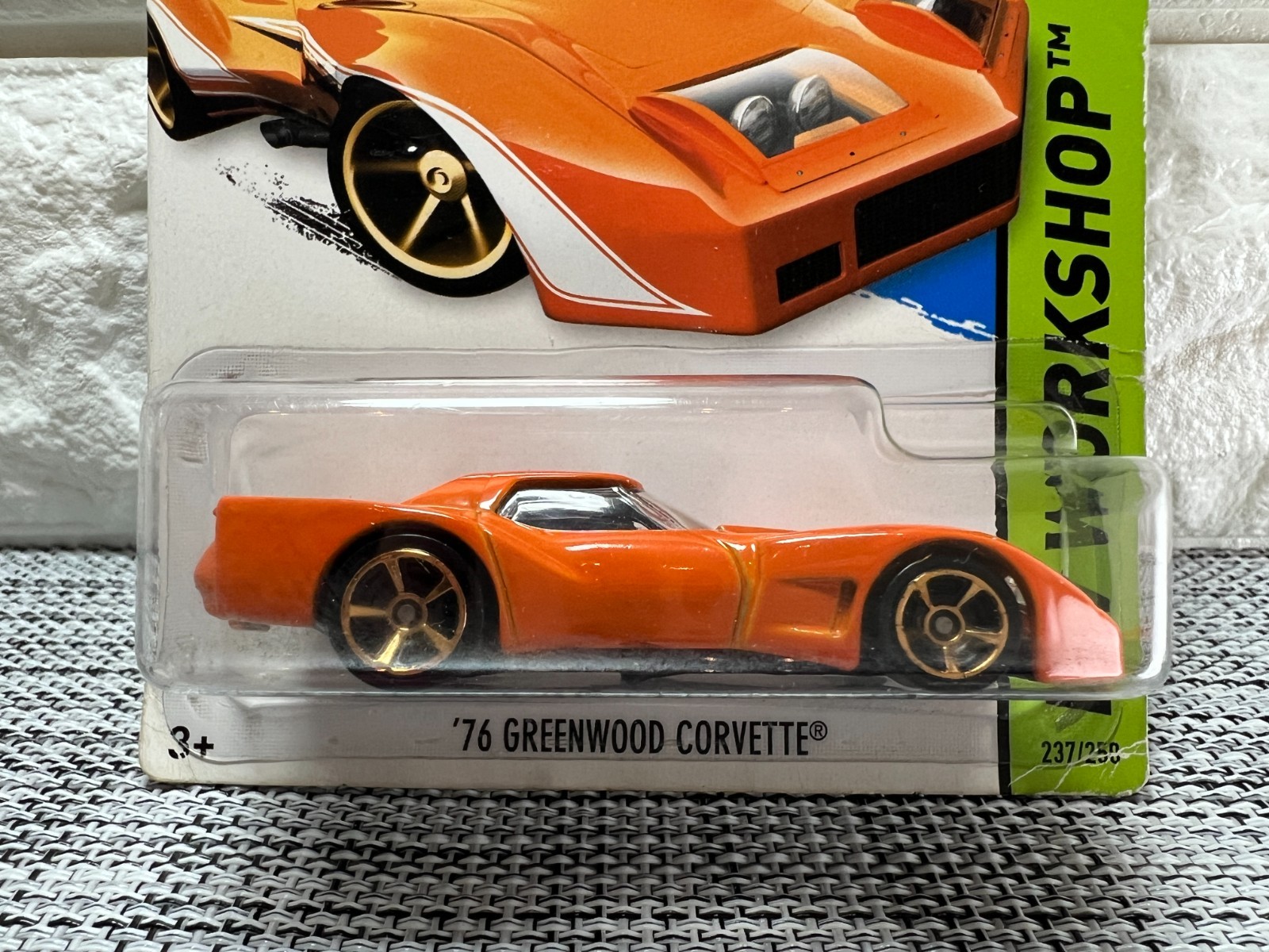 Hot Wheels HW Workshop ’76 Greenwood Corvette 237/250 ERROR (No Tempo) Orange *