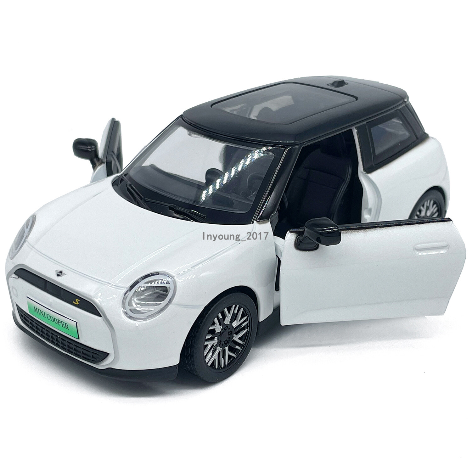 1/28 Mini Cooper Model Car Diecast Toy Vehicle 2 Doors Open Pull Back White