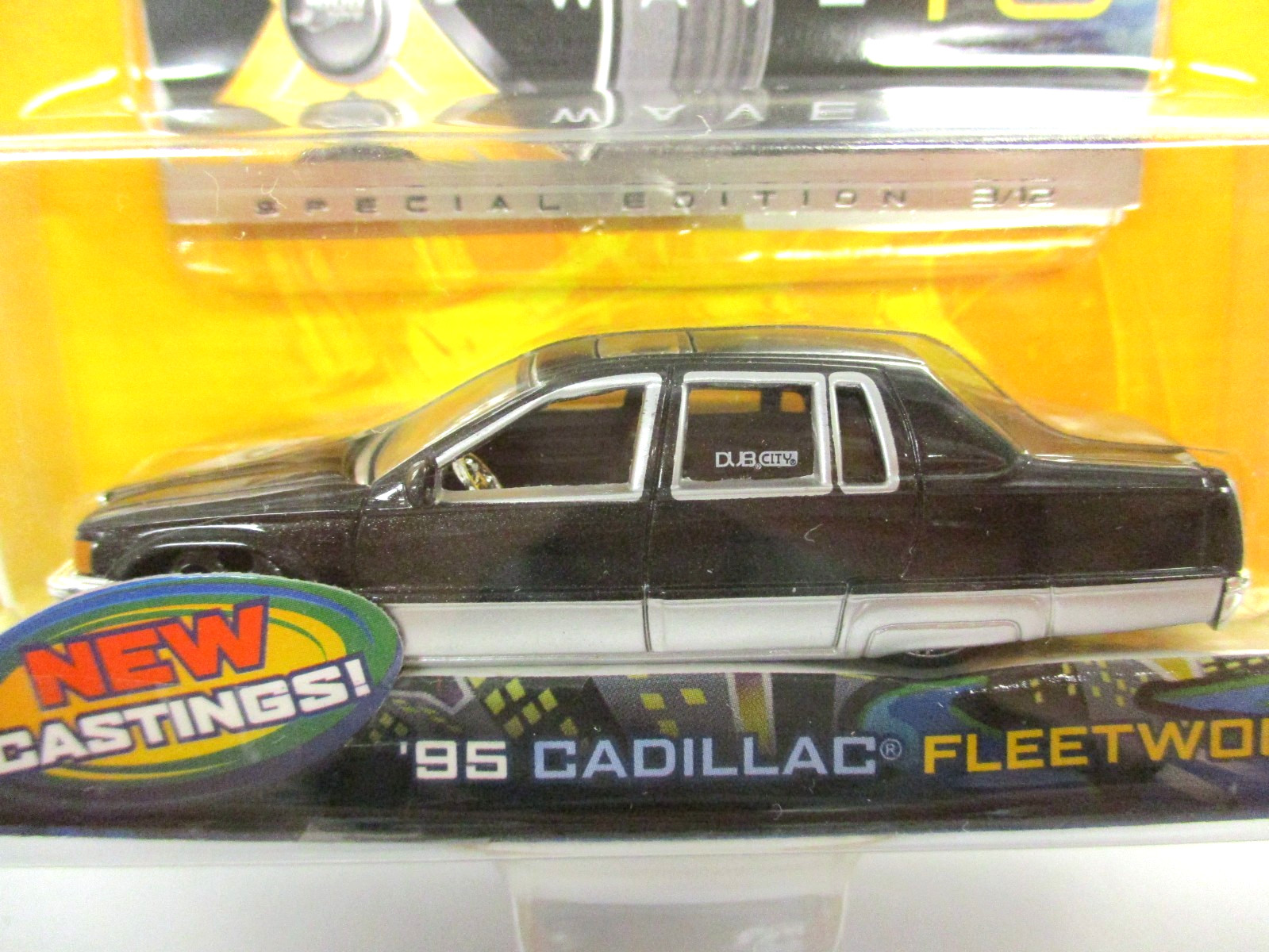 JADA – DUB CITY OLD SKOOL – 1995 CADILLAC FLEETWOOD BROUGHAM LOWRIDER – 1/64