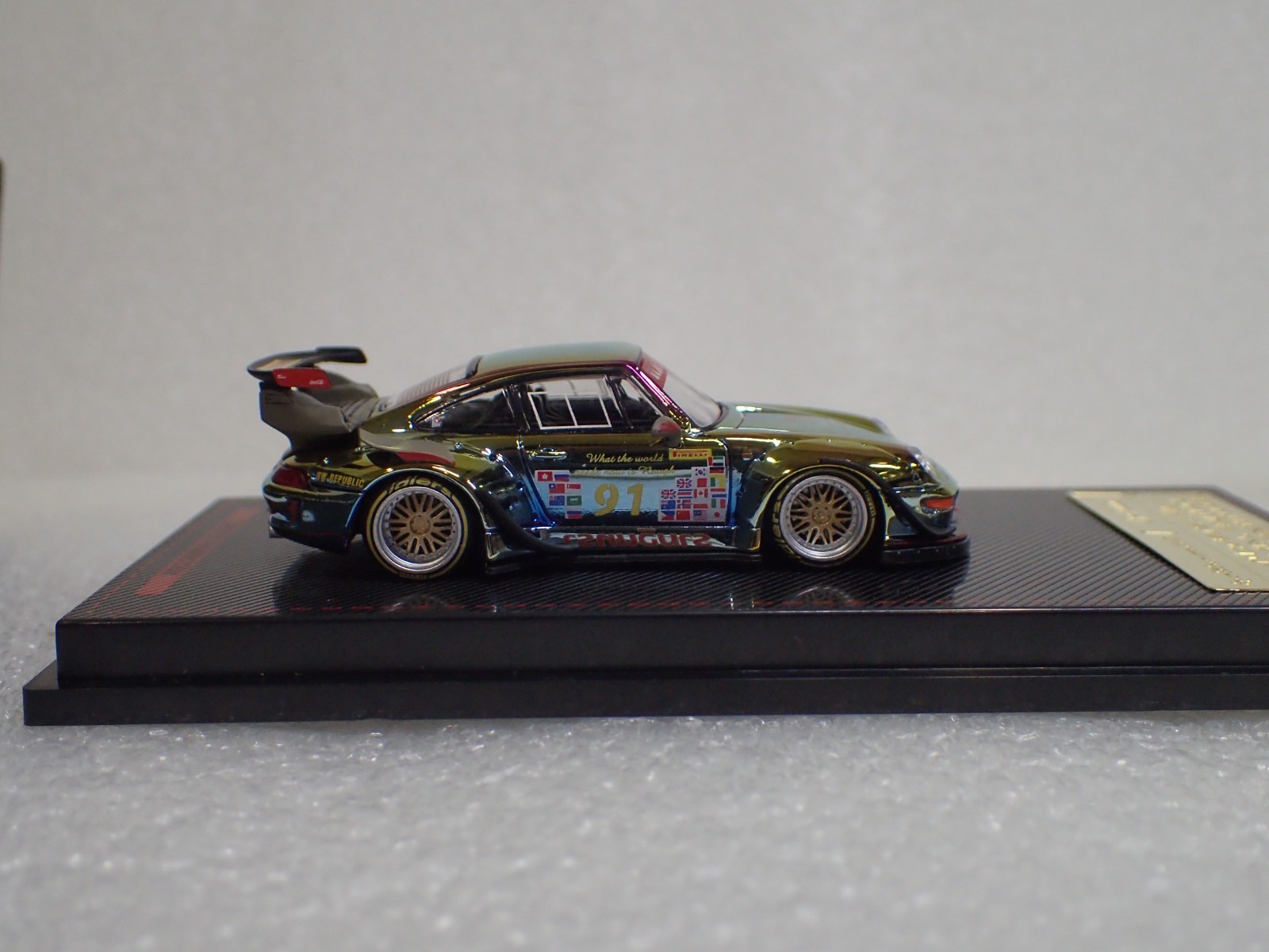 Ignition Model 1/64 IG3873 RWB 993 Ramintra Matte Green CHASE CAR Porsche 911