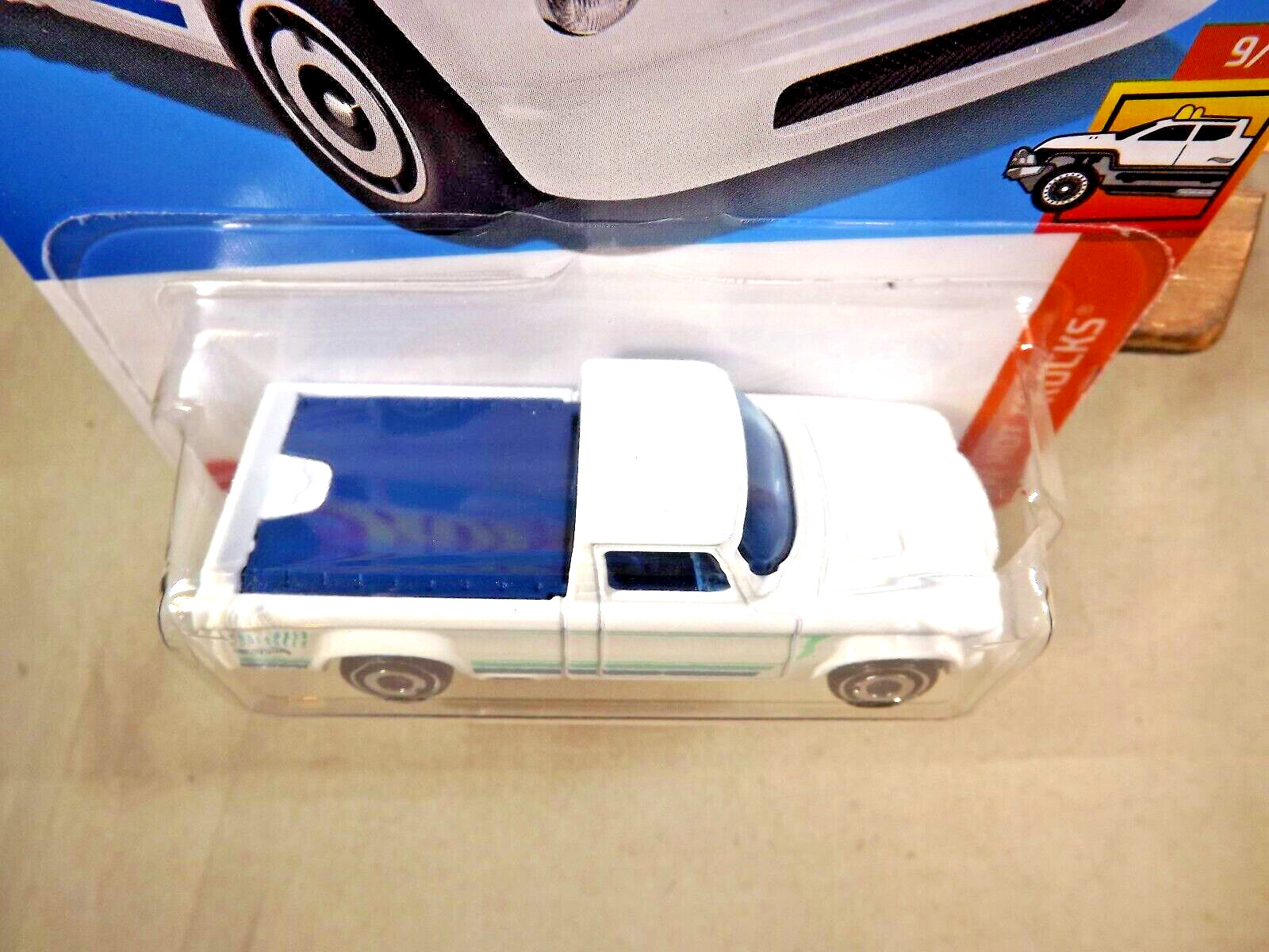2024 Hot Wheels #155 HW Hot Trucks 9/10 ’63 STUDEBAKER CHAMP White w/Chrome ADsp