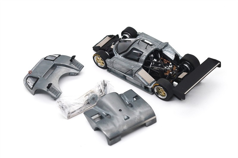 MOTORHELIX 1:64 787B Diecast Model Car