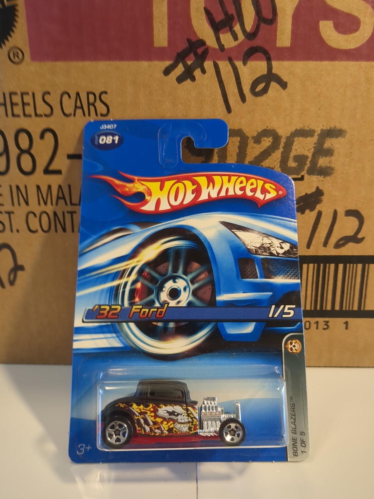 ’32 FORD Flat Black 2006 Hot Wheels #81 Bone Blazers Mattel