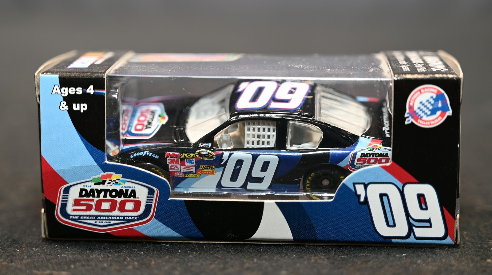2009 Daytona 500 Track Program Promo Car 1:64 NASCAR Diecast Action Boxed NIB